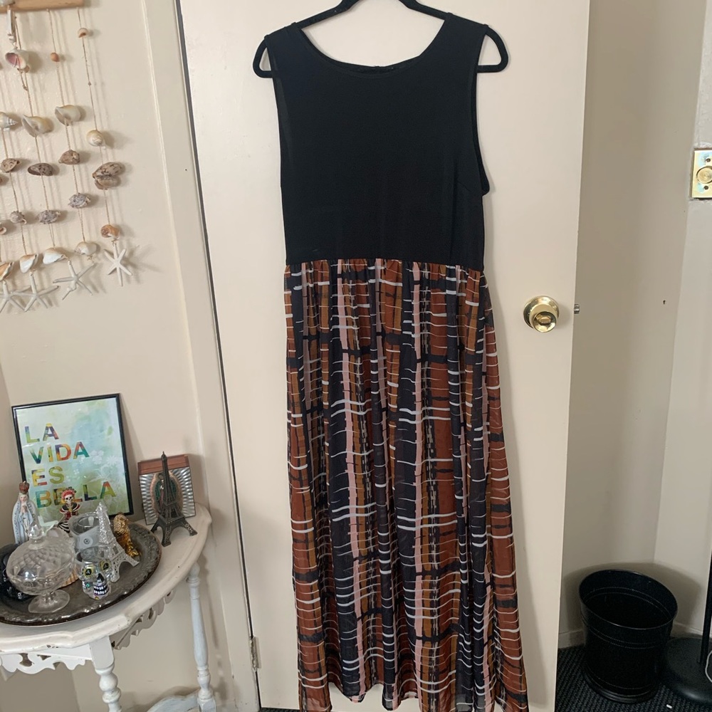 Fall pattern maxi dress